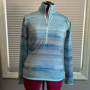 Nike Dry fit multi color in Medium